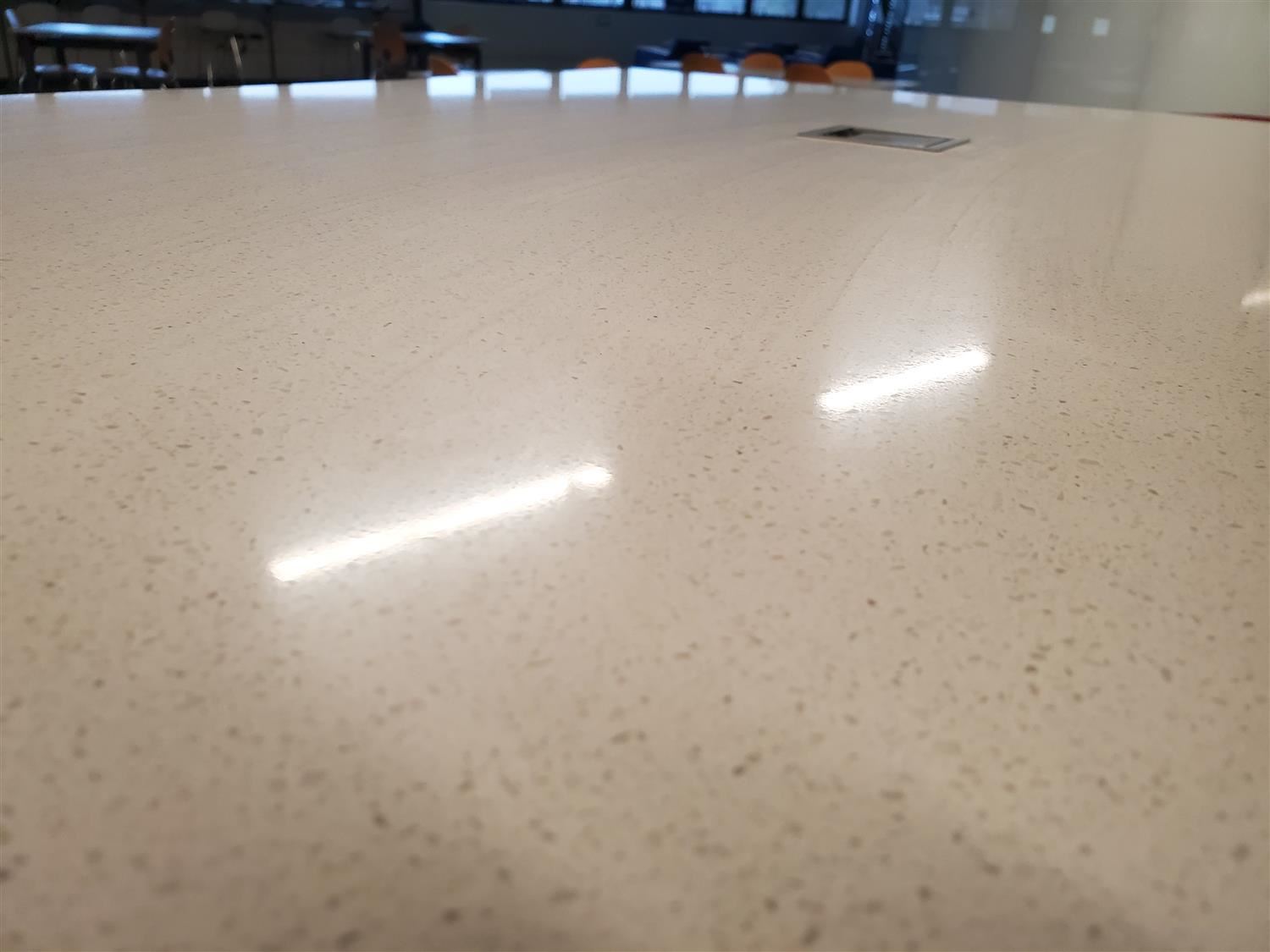 Shiny countertop